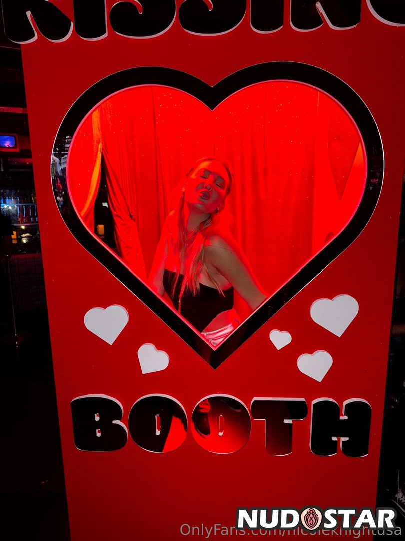 Nicoleknightusa Leaked Photo 5