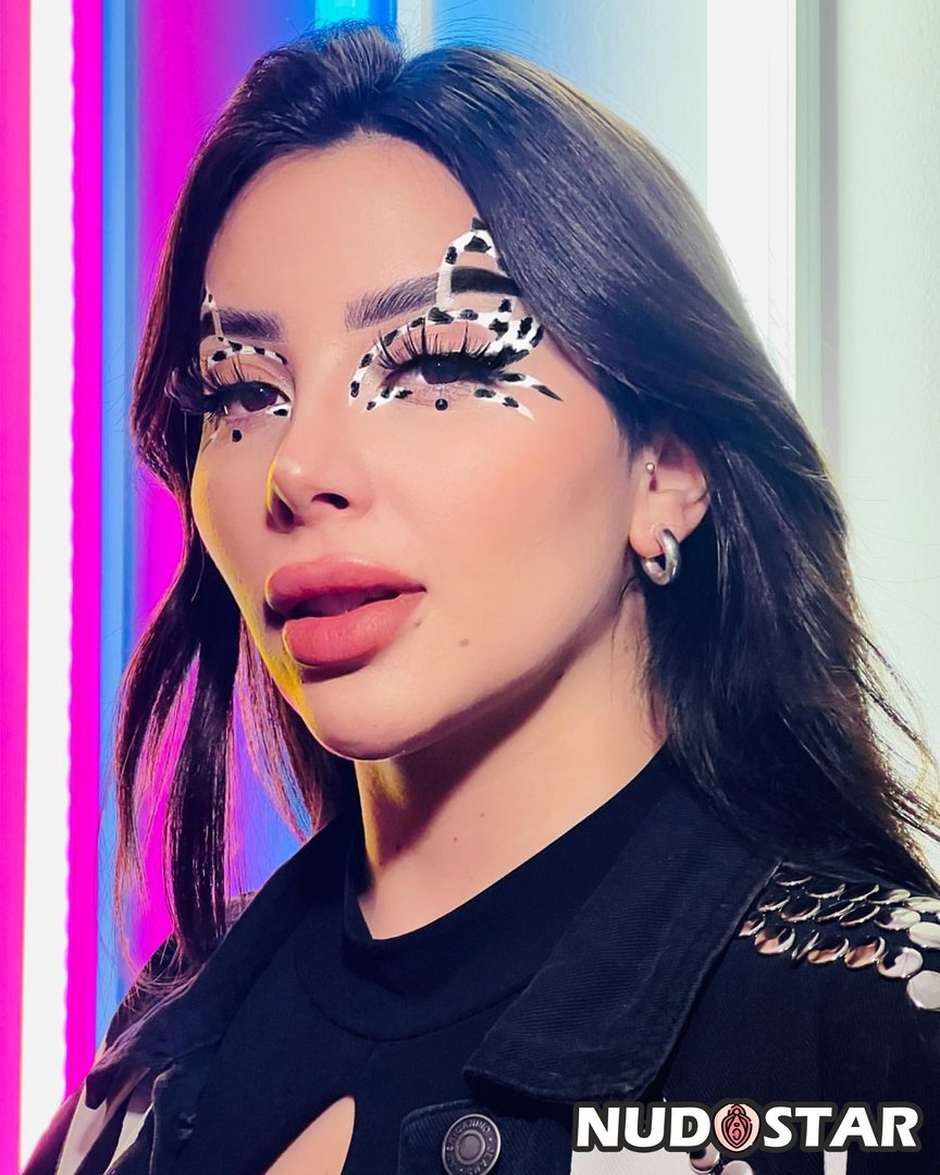 vai_monroe_nude_leaks_nudostar-pics_016 Vai_Monroe Leaked Photo 18