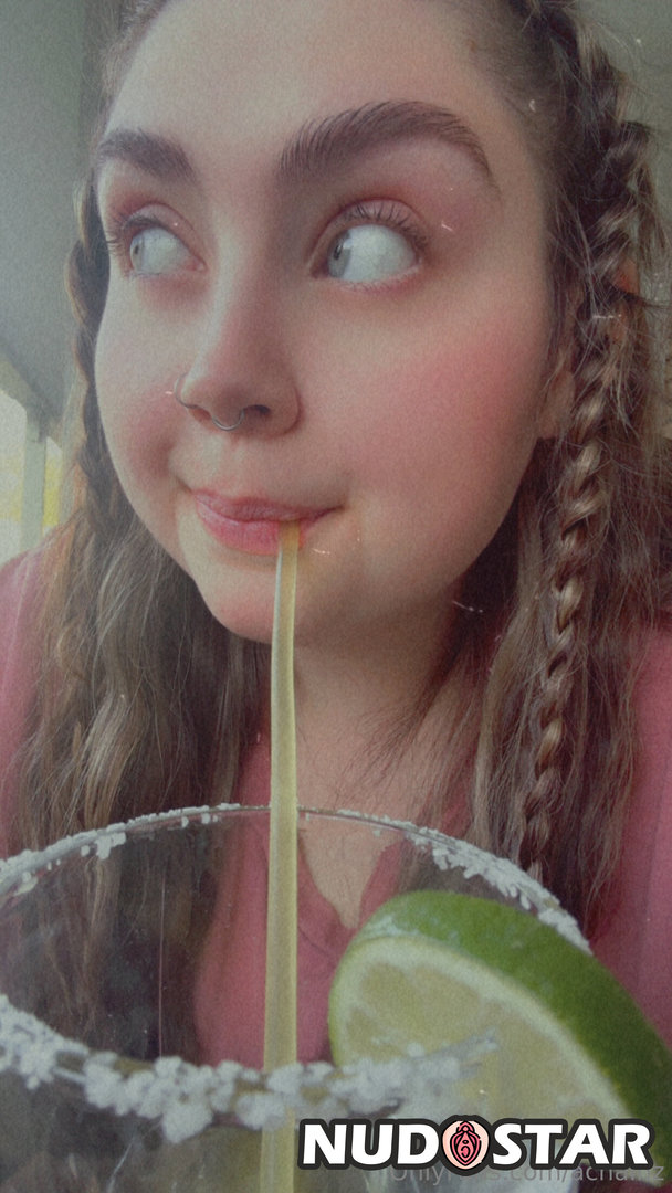 Achainz Leaked Photo 5