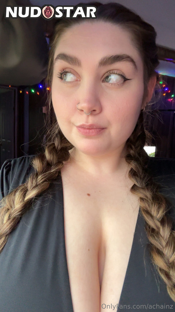 Achainz Leaked Photo 14